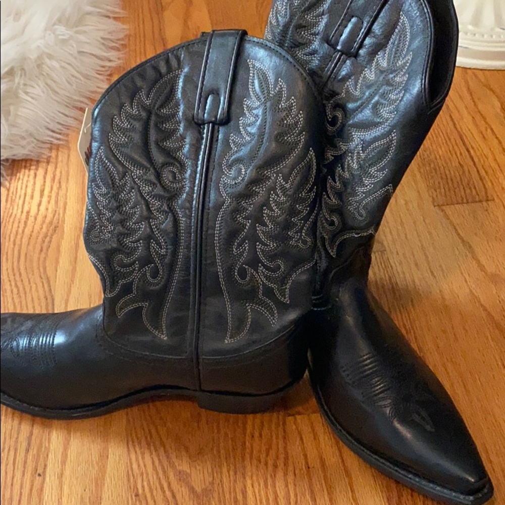 Black Cowboy boots